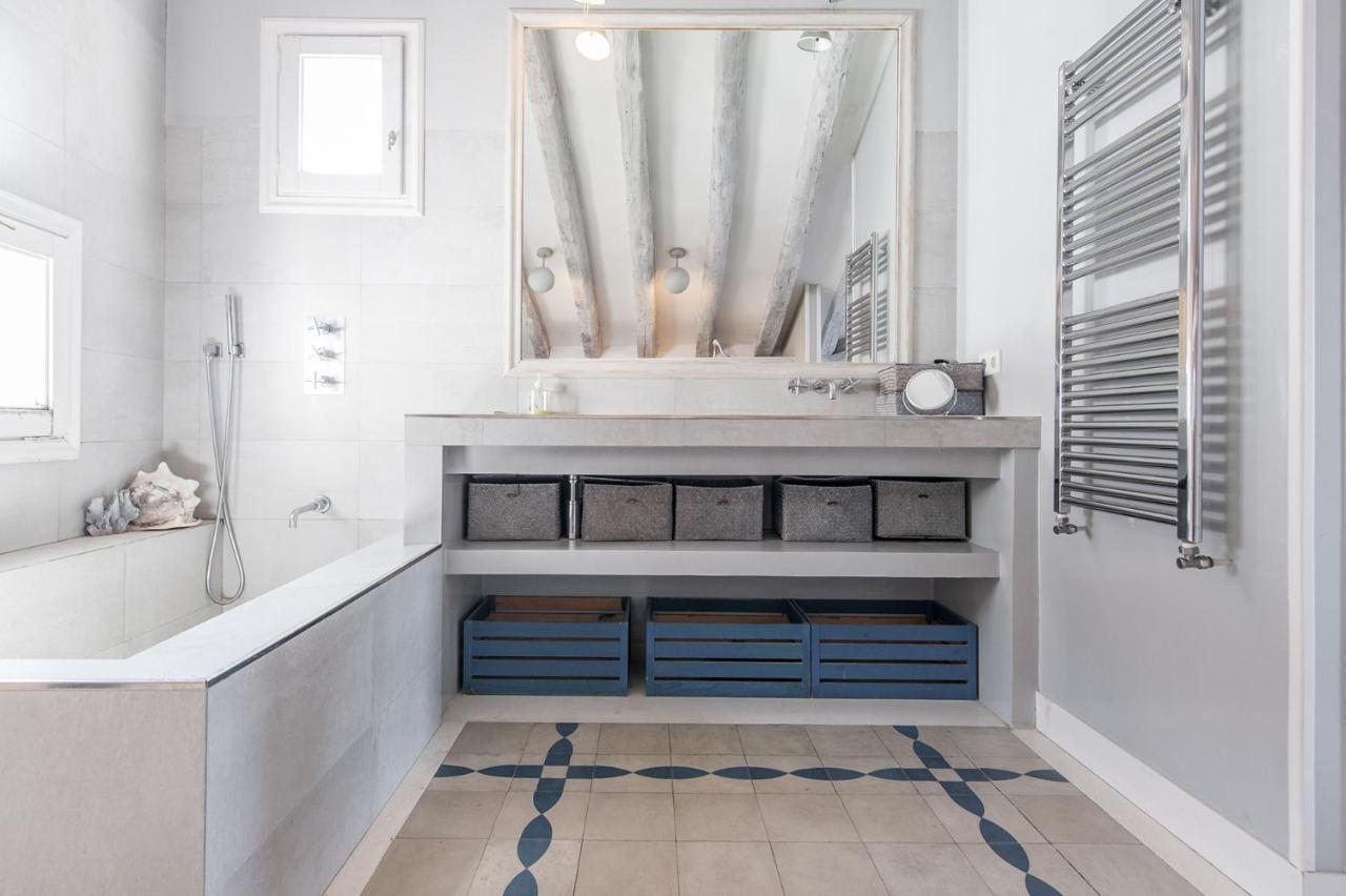 Appartamento Bnbholder Refined Duplex Malasana Madrid Esterno foto