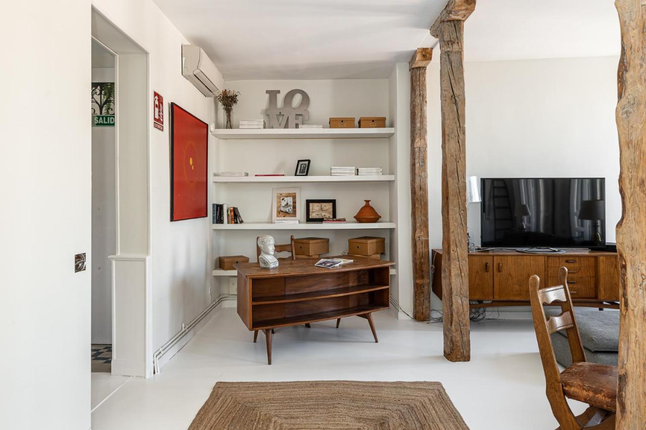 Appartamento Bnbholder Refined Duplex Malasana Madrid Esterno foto