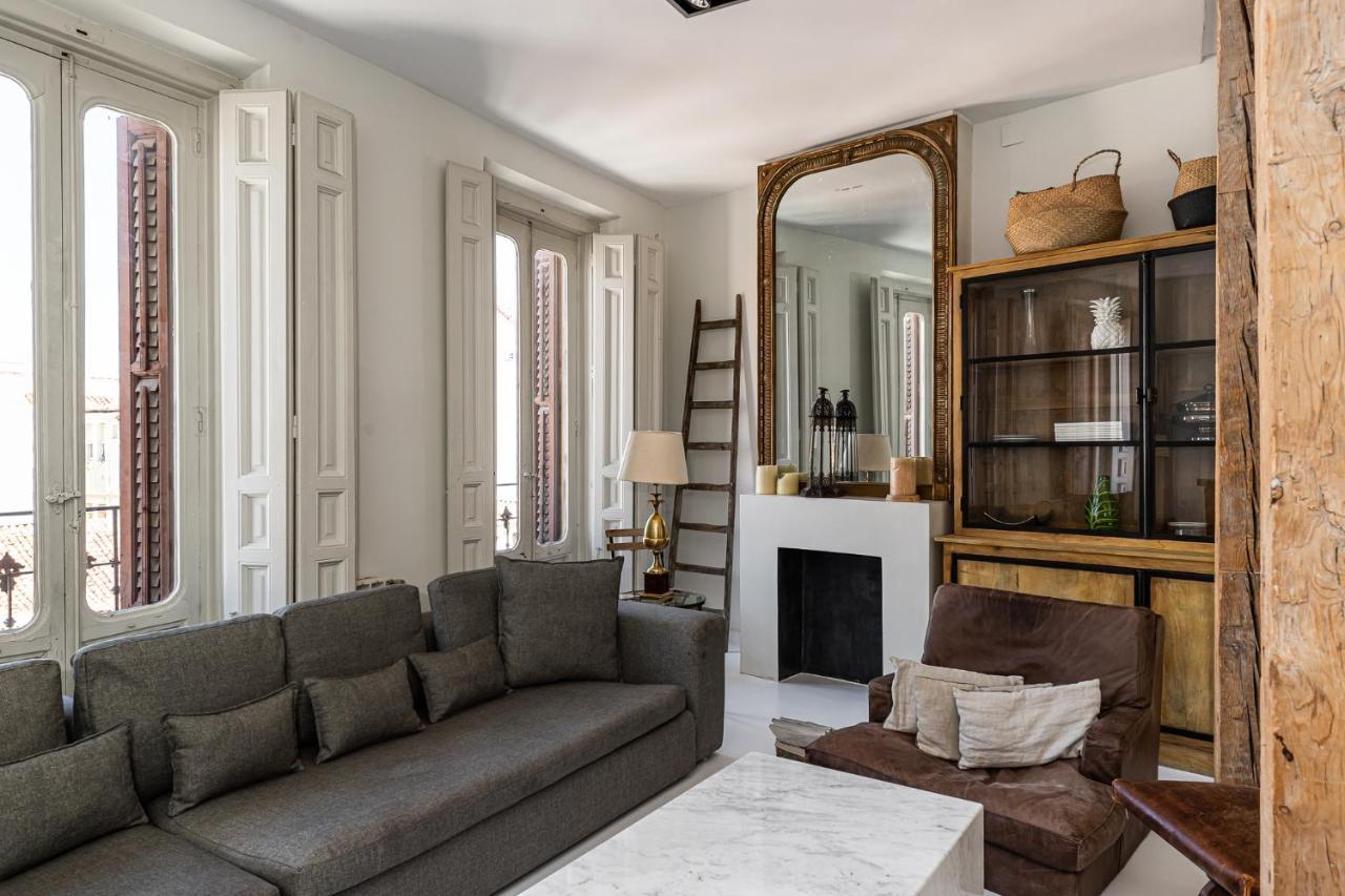 Appartamento Bnbholder Refined Duplex Malasana Madrid Esterno foto